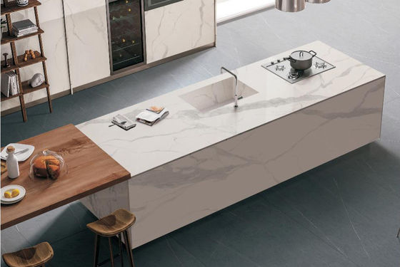 شراء لوح حجر مُلبّد أبيض AAA مقاس 1600x3200 مم سطح غير لامع التصنيع عبر الإنترنت