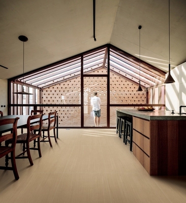 شراء بلاط أرضيات داخلي مقاوم للماء من البورسلين بتصميم خشبي مقاس 24 × 48 لون أصفر التصنيع عبر الإنترنت