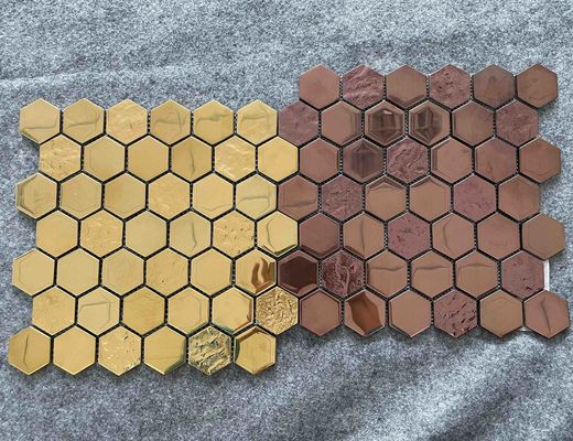 شراء 30x30cm مربعة البلاط المزجج ، ISO13006 8mm سداسية بلاط الحائط الفسيفساء البني الذهبي التصنيع عبر الإنترنت