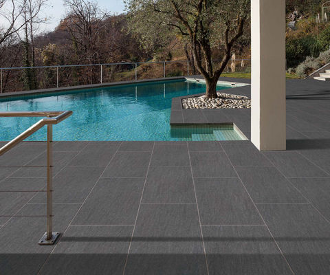 شراء 15-20mm سميكة البورسلين البخارية بلاط ضد الانزلاق المضادة للبكتيريا الرمادي البيج التصنيع عبر الإنترنت