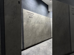 البلاط الزجاجي الملمع