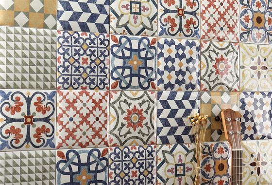 تجميل الجدران (152x152mm) بلاط الجدران البورسلينية الداخلية المختلطة اللامعة لغرفة المعيشة والخلفية والطاولة