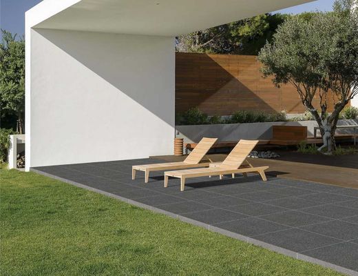 300x600mm بلاط البورسلين المضاد للنزلاق للطابق الخارجي 20mm سميكة